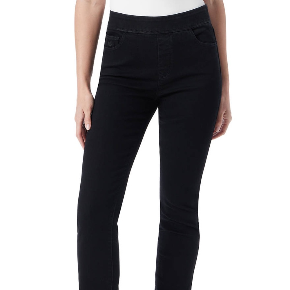 Gloria Vanderbilt Pull On Black Straight Leg Jeans